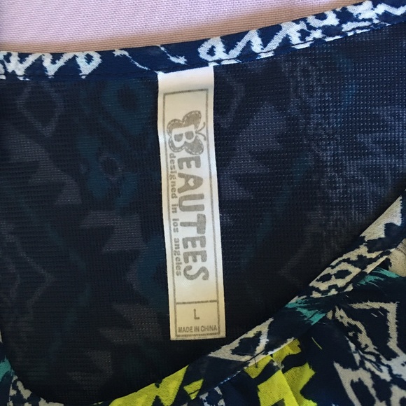 Blue top - Picture 5 of 5